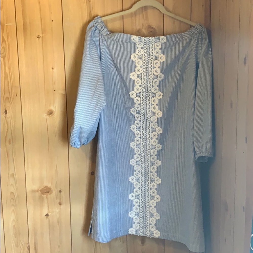 Off shoulder tunic